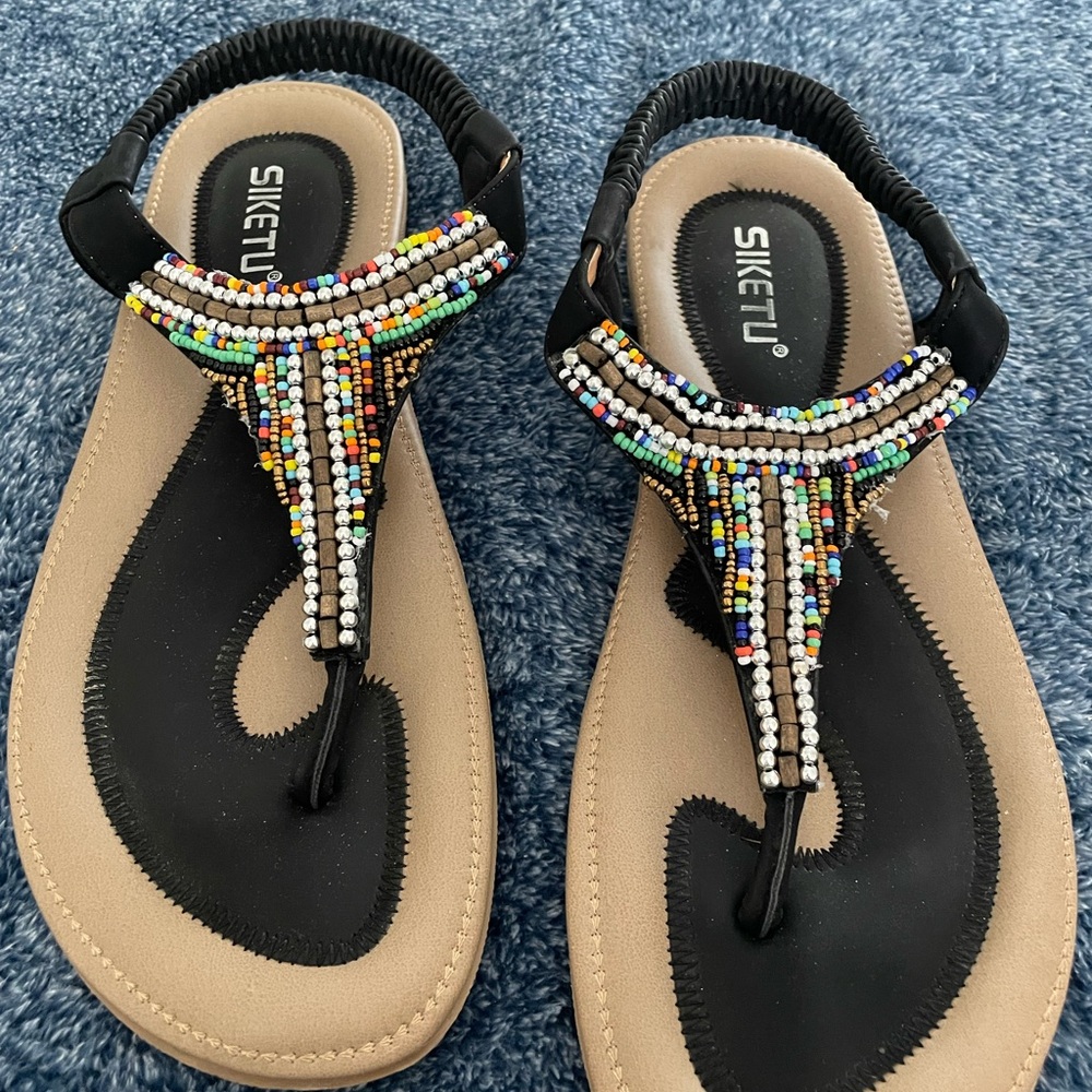 Women's Beaded Sandals - Brown